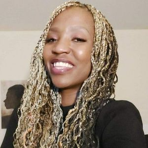 Meet your Posher, Jasmine